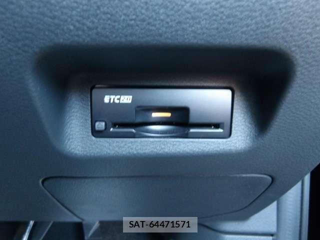 Nissan X-TRAIL HYBRID 2022-11 8369962-13
