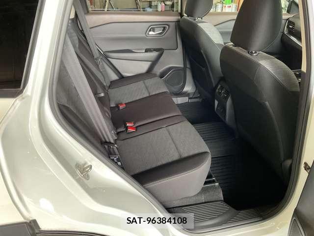 Nissan X-TRAIL HYBRID 2022-07 8369963-21