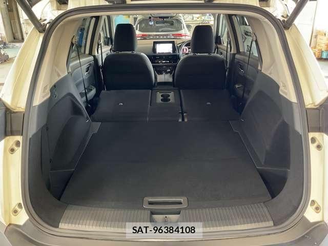 Nissan X-TRAIL HYBRID 2022-07 8369963-27