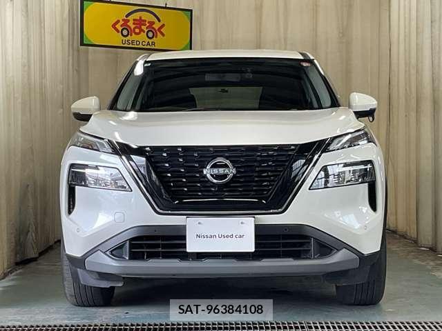 Nissan X-TRAIL HYBRID 2022-07 8369963-2