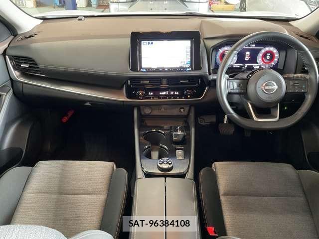 Nissan X-TRAIL HYBRID 2022-07 8369963-6
