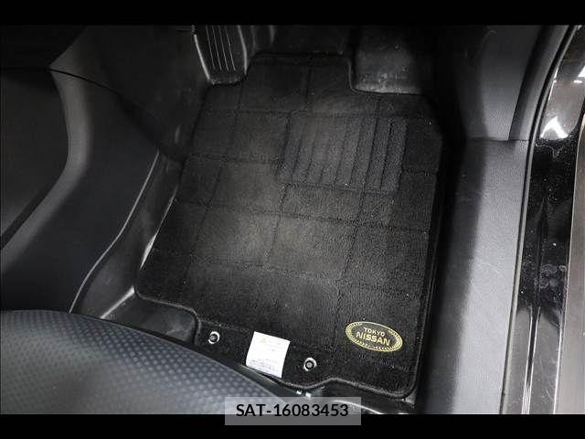 Nissan X-TRAIL HYBRID 2015-08 8369972-15