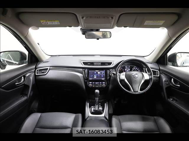 Nissan X-TRAIL HYBRID 2015-08 8369972-2