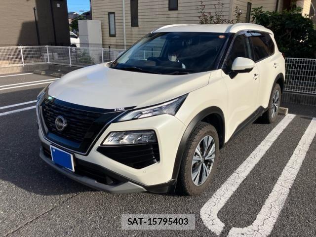 Nissan X-TRAIL HYBRID 2022-09 8369967-1