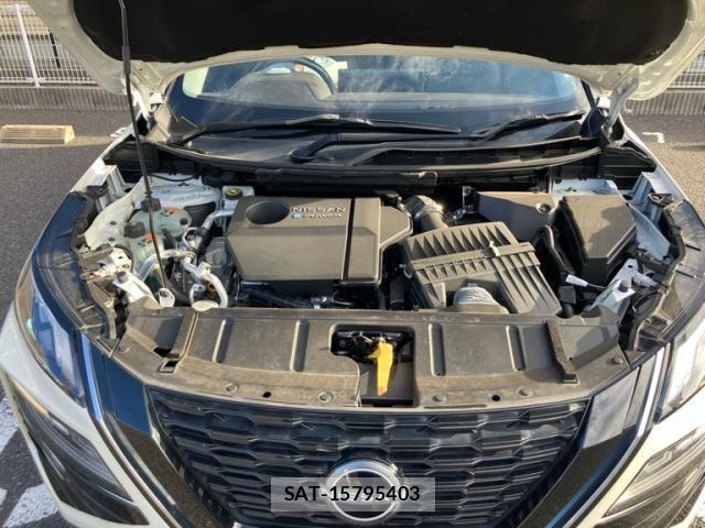 Nissan X-TRAIL HYBRID 2022-09 8369967-4