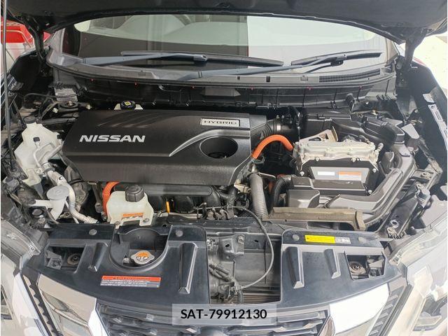 Nissan X-TRAIL HYBRID 2017-08 8369969-19
