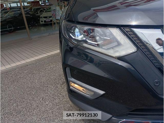 Nissan X-TRAIL HYBRID 2017-08 8369969-4