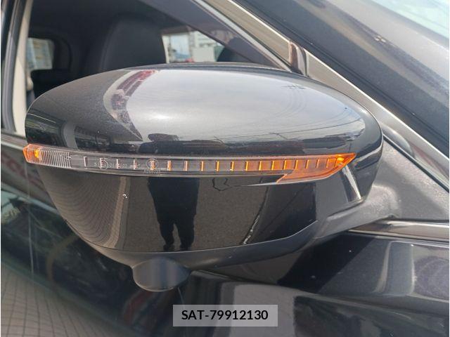 Nissan X-TRAIL HYBRID 2017-08 8369969-5
