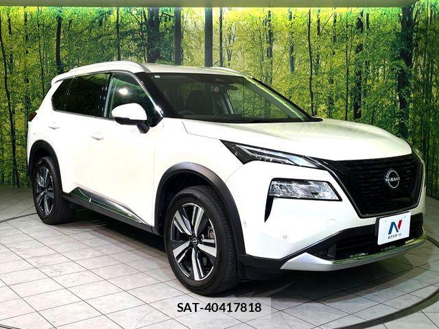 Nissan X-TRAIL HYBRID 2023-07 8369960-15