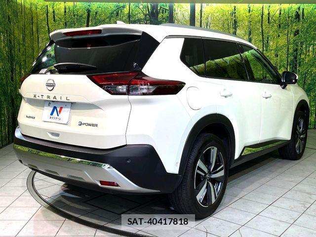 Nissan X-TRAIL HYBRID 2023-07 8369960-16