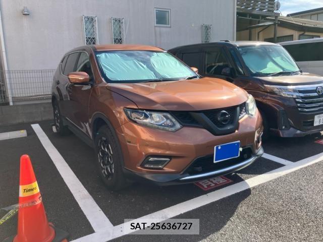 Nissan X-TRAIL HYBRID 2017-06 8369970-1