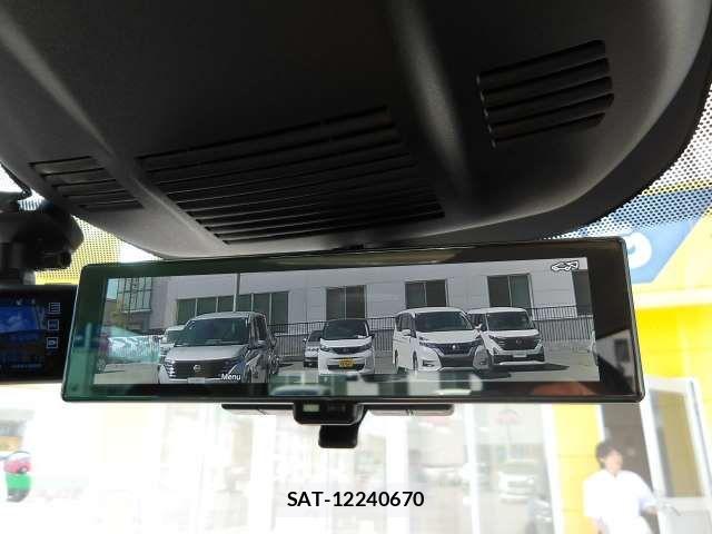 Nissan X-TRAIL HYBRID 2023-04 8369965-12