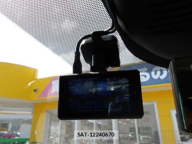 Nissan X-TRAIL HYBRID 2023-04 8369965-13