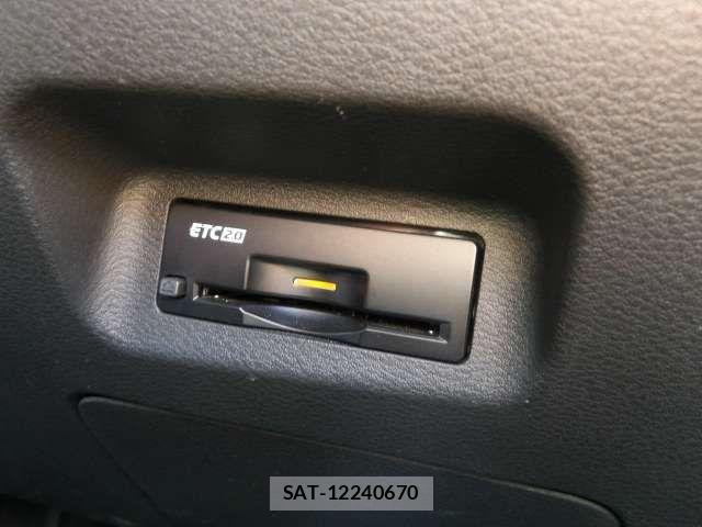 Nissan X-TRAIL HYBRID 2023-04 8369965-18