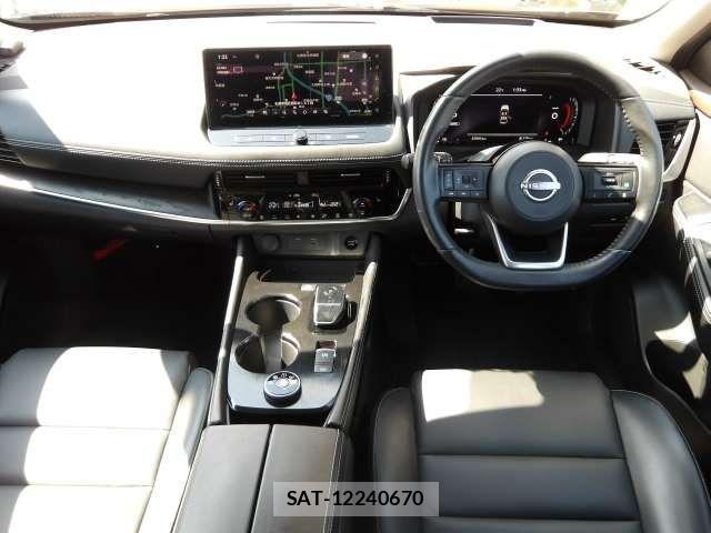 Nissan X-TRAIL HYBRID 2023-04 8369965-2