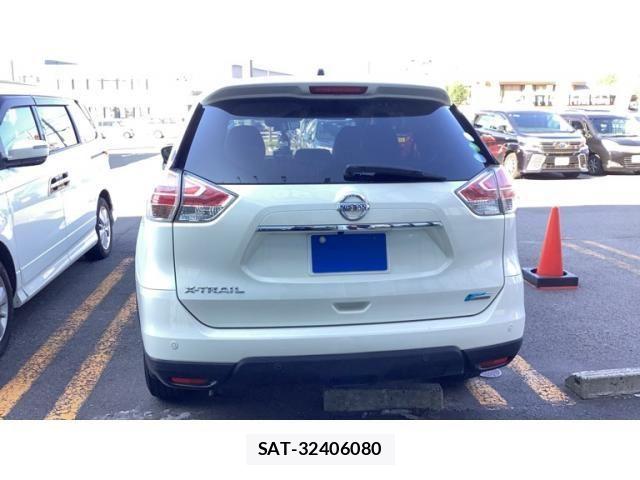 Nissan X-TRAIL HYBRID 2015-06 8416058-11