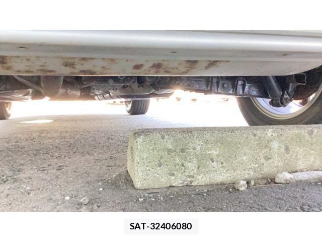 Nissan X-TRAIL HYBRID 2015-06 8416058-12