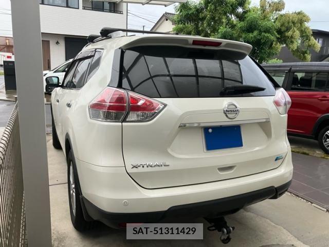 Nissan X-TRAIL HYBRID 2015-10 8416056-5