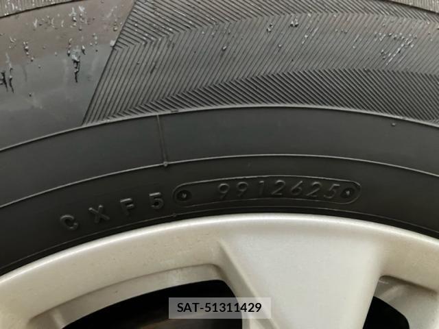 Nissan X-TRAIL HYBRID 2015-10 8416056-7