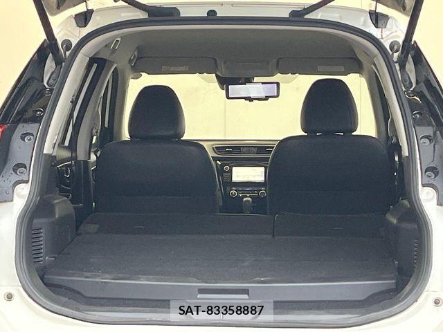 Nissan X-TRAIL HYBRID 2017-08 8439173-11