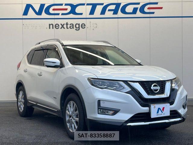 Nissan X-TRAIL HYBRID 2017-08 8439173-17