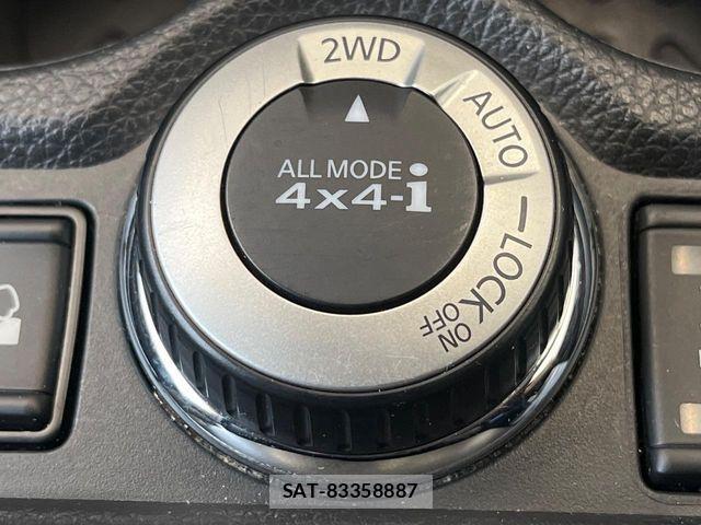 Nissan X-TRAIL HYBRID 2017-08 8439173-5