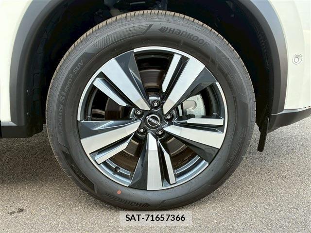 Nissan X-TRAIL HYBRID 2026-03 8439163-9