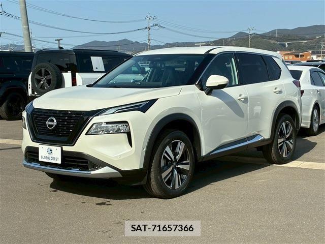 Nissan X-TRAIL HYBRID 2026-03 8439163-1