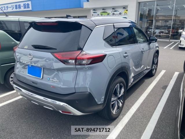Nissan X-TRAIL HYBRID 2023-09 8439162-2