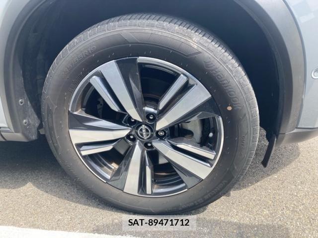 Nissan X-TRAIL HYBRID 2023-09 8439162-4