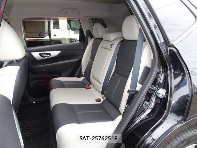 Nissan X-TRAIL HYBRID 2015-11 8439174-16