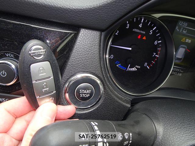 Nissan X-TRAIL HYBRID 2015-11 8439174-26