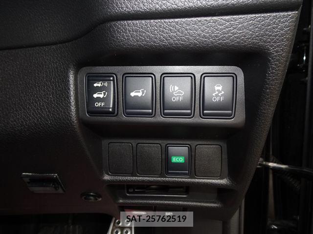 Nissan X-TRAIL HYBRID 2015-11 8439174-27