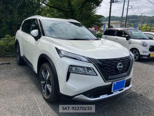 Nissan X-TRAIL HYBRID 2023-06 8439165-0