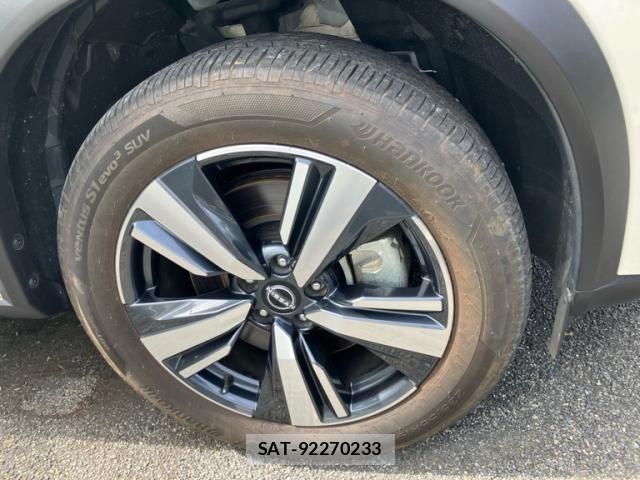 Nissan X-TRAIL HYBRID 2023-06 8439165-9