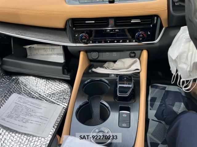 Nissan X-TRAIL HYBRID 2023-06 8439165-25
