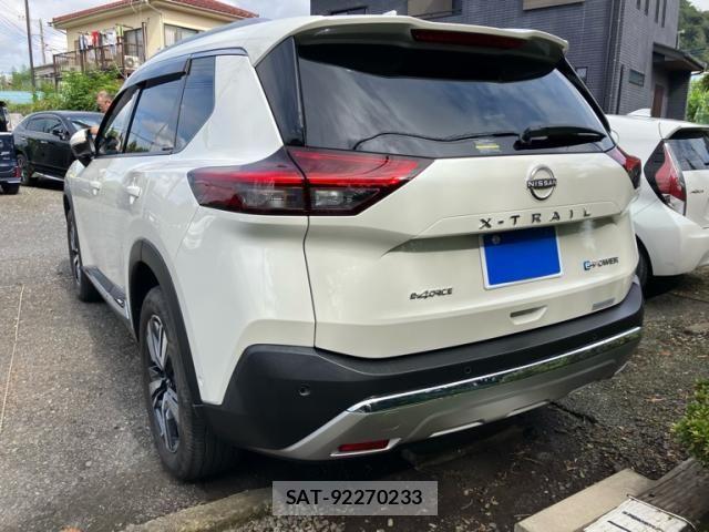Nissan X-TRAIL HYBRID 2023-06 8439165-3