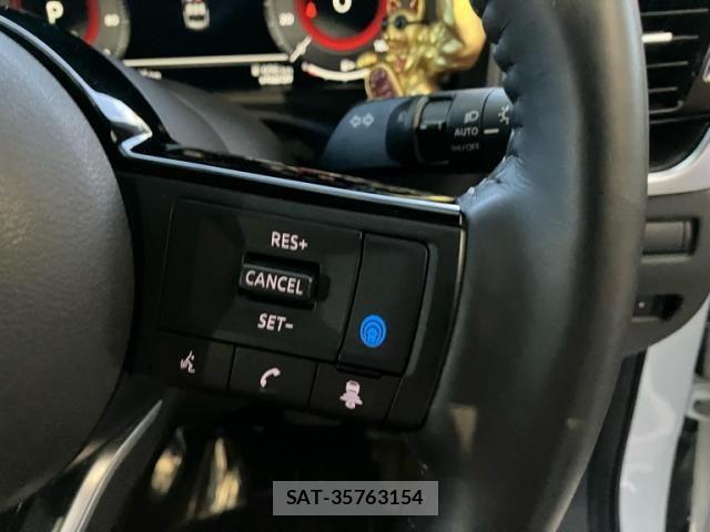 Nissan X-TRAIL HYBRID 2023-05 8439169-15