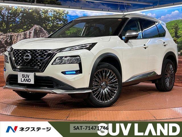 Nissan X-TRAIL HYBRID 2023-09 8458840-0
