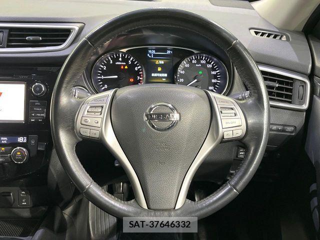 Nissan X-TRAIL HYBRID 2015-07 8458855-1