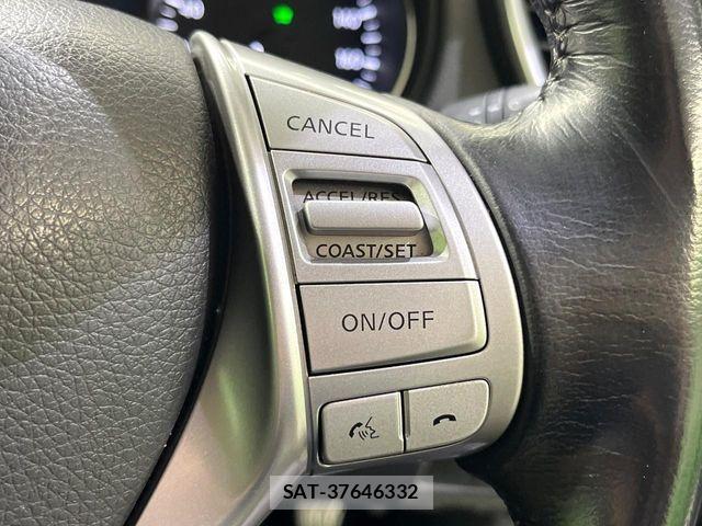 Nissan X-TRAIL HYBRID 2015-07 8458855-4