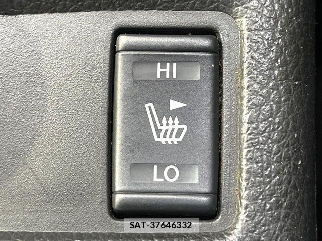 Nissan X-TRAIL HYBRID 2015-07 8458855-5