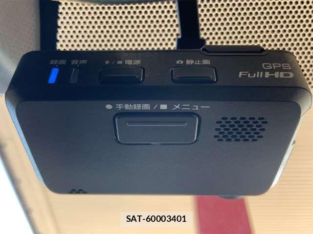 Nissan X-TRAIL HYBRID 2017-08 8458854-4