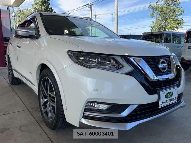 Nissan X-TRAIL HYBRID 2017-08 8458854-6