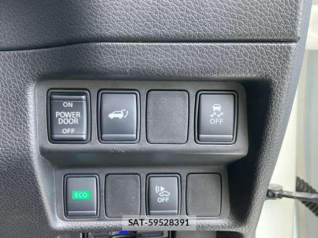 Nissan X-TRAIL HYBRID 2017-10 8458852-2