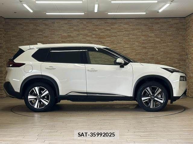 Nissan X-TRAIL HYBRID 2022-12 8486321-17