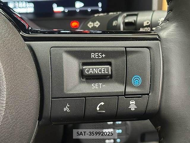 Nissan X-TRAIL HYBRID 2022-12 8486321-4