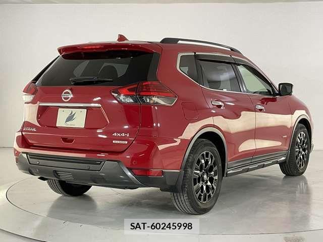 Nissan X-TRAIL HYBRID 2019-02 8528439-5