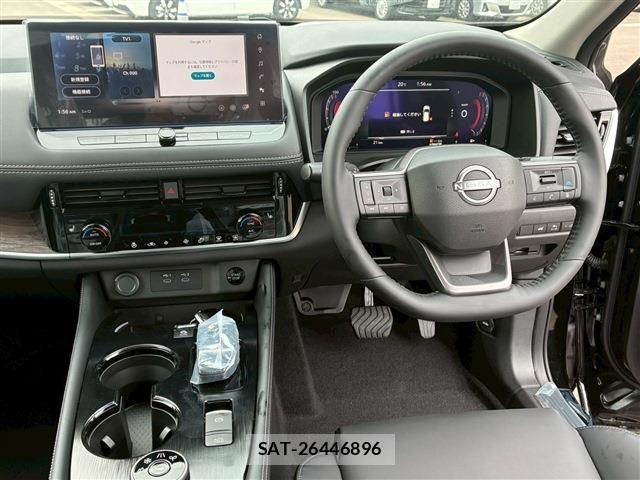 Nissan X-TRAIL HYBRID 2026-03 8528423-25