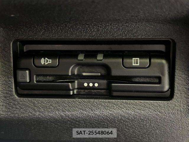 Nissan X-TRAIL HYBRID 2024-10 8528433-7